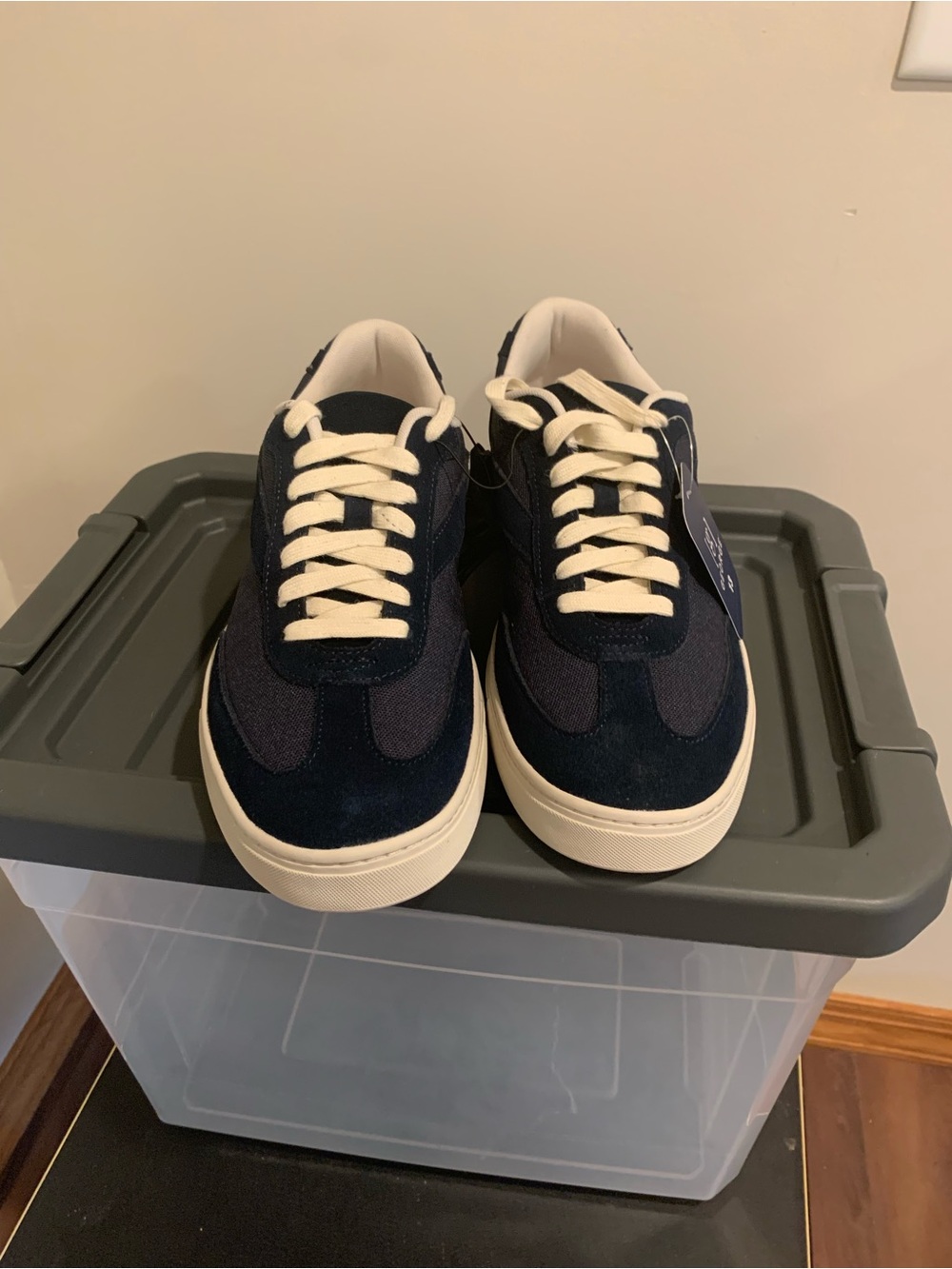 New men’s George Navy and Cream Lace-Up Sneakers. Size 13